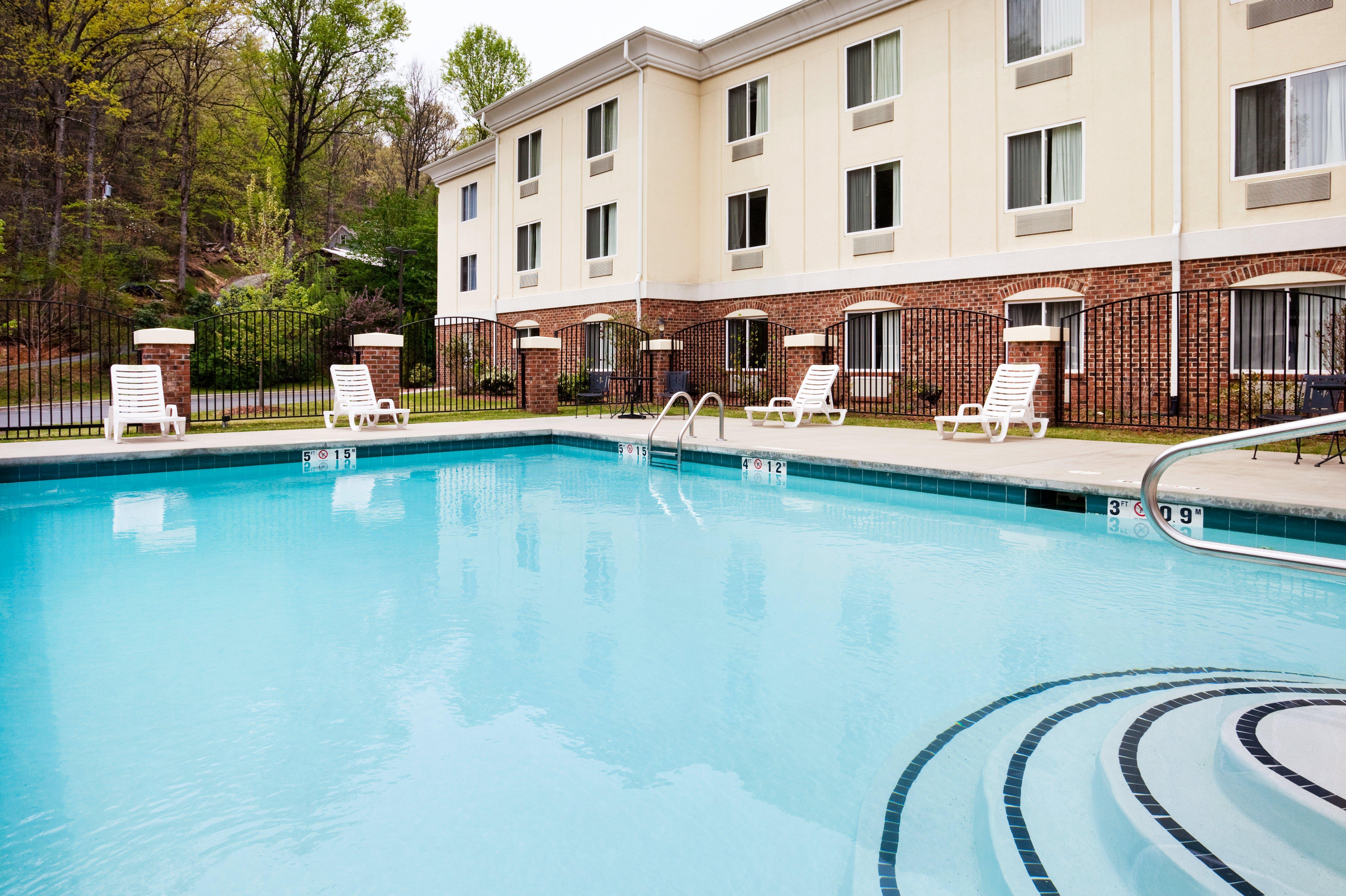 Holiday Inn Express Hotel & Suites Cherokee-Casino By Ihg Ngoại thất bức ảnh