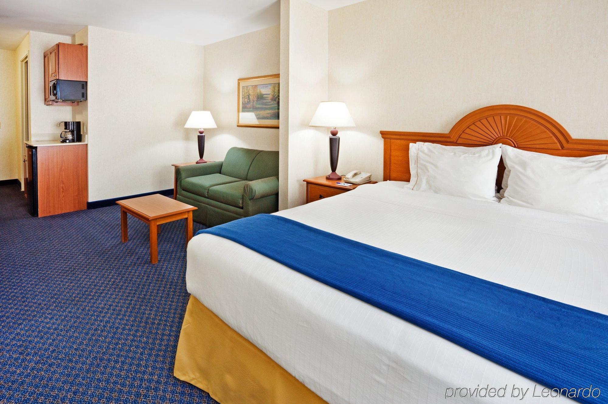 Holiday Inn Express Hotel & Suites Cherokee-Casino By Ihg Ngoại thất bức ảnh